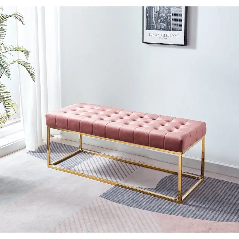 Banc en velours capitonné avec pieds en chrome doré